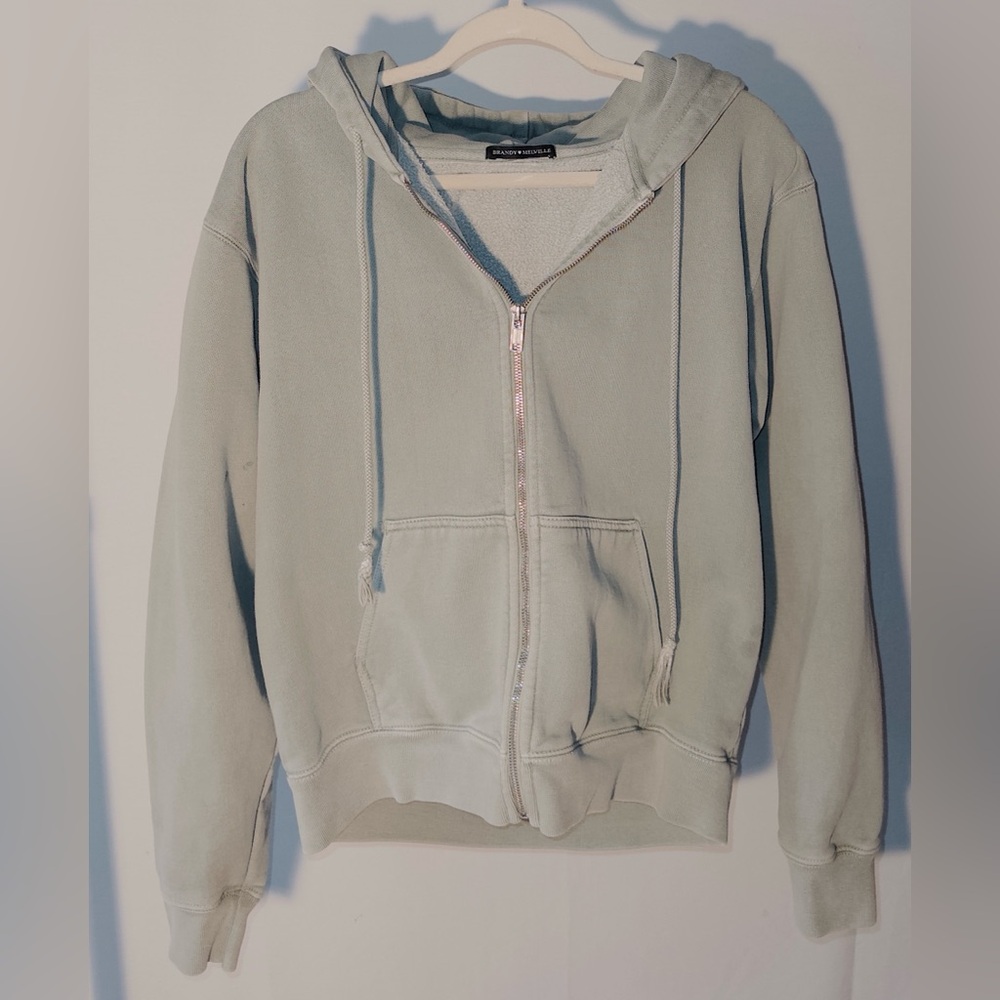 BRANDY MELVILLE SWEATSHIRT